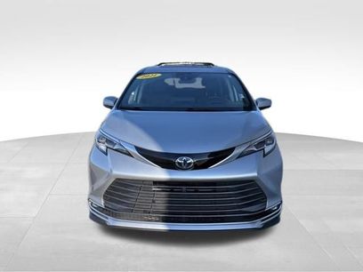 Used 2021 Toyota Sienna Platinum