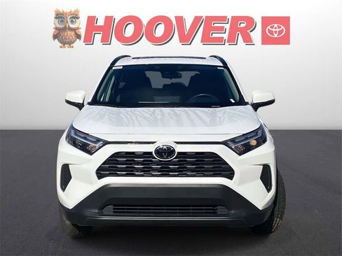 Used 2025 Toyota RAV4 XLE image 7