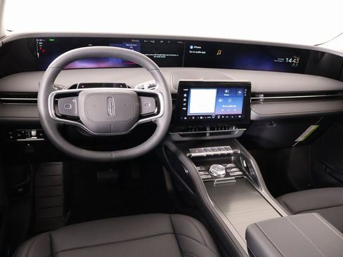 New 2026 Lincoln Nautilus Premier w/ Jet Appearance Package AWD/4WD image 2