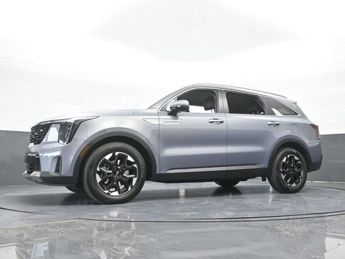 Used 2025 Kia Sorento S FWD image 57