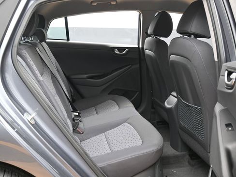 Used 2018 Hyundai Ioniq Blue image 30