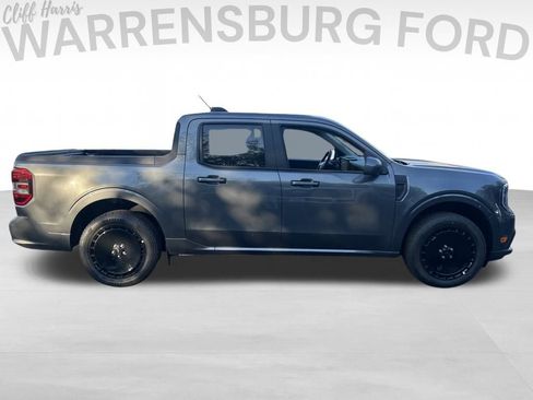 New 2025 Ford Maverick Lobo image 18