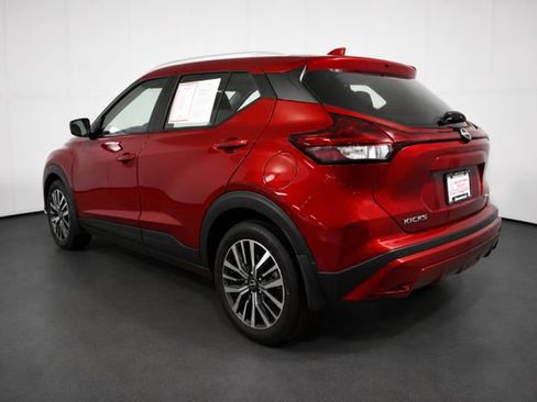 Certified 2023 Nissan Kicks SV FWD image 6