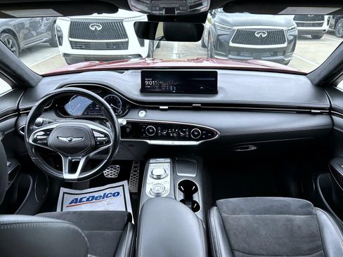 Used 2022 Genesis GV70 3.5T Sport w/ Sport Prestige Package AWD/4WD image 12