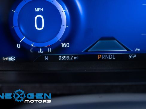 Used 2023 Ford Explorer Platinum w/ Technology Package image 9