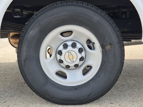 New 2026 Chevrolet Express 3500 w/ Power Convenience Package RWD image 22