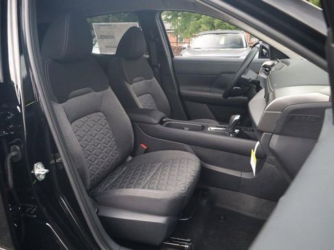 New 2026 Nissan Kicks SV image 24