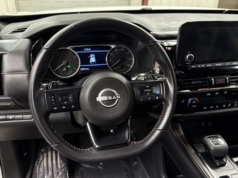 Used 2024 Nissan Pathfinder Rock Creek image 8