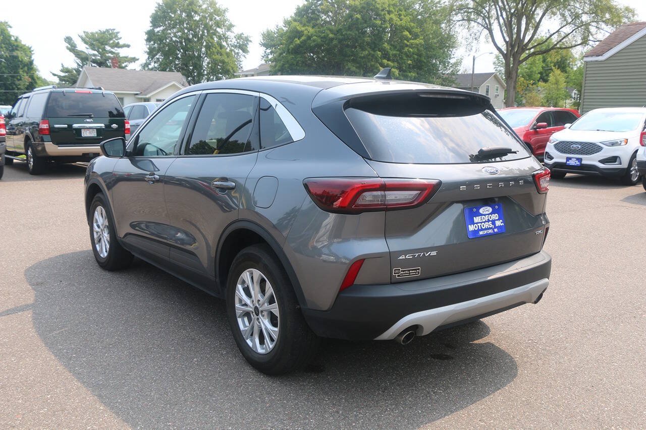 Used 2024 Ford Escape Active AWD/4WD image 5