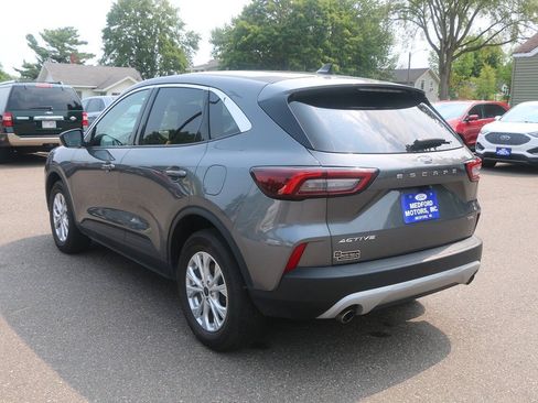 Used 2024 Ford Escape Active AWD/4WD image 5