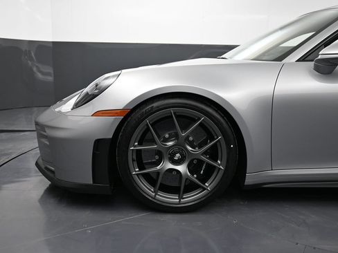 Certified 2026 Porsche 911 GT3 RWD image 12