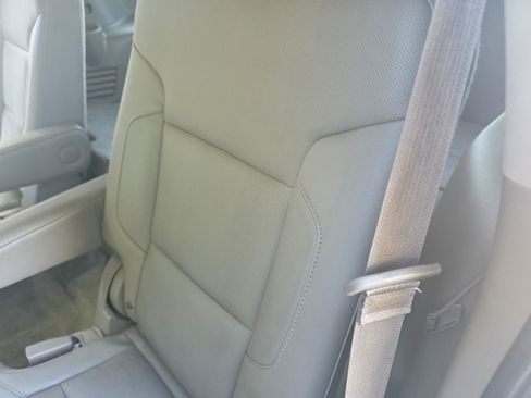 Used 2015 Chevrolet Tahoe LTZ RWD image 23