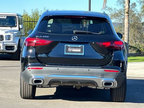 Certified 2025 Mercedes-Benz GLA 250 image 4