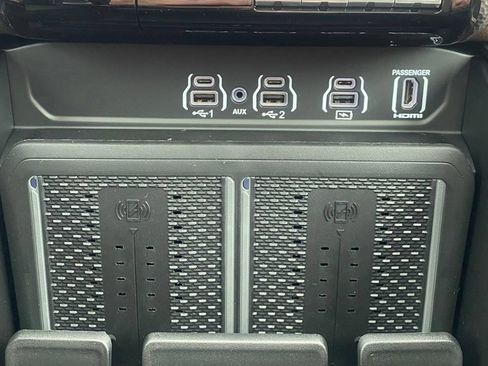 New 2026 RAM 2500 Limited AWD/4WD image 21