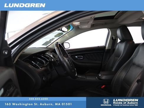 Used 2011 Ford Taurus Limited w/ 302A Rapid Spec Order Code FWD image 10