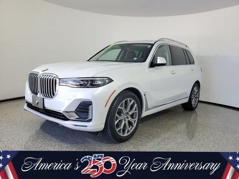 Used 2020 BMW X7 xDrive40i w/ Premium Package AWD/4WD image 2