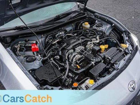 Used 2018 Toyota 86 image 31