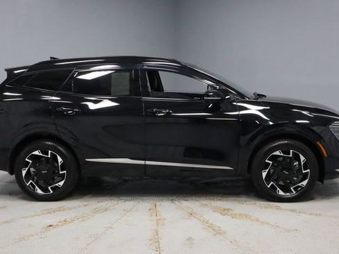Used 2025 Kia Sportage SX AWD/4WD image 6