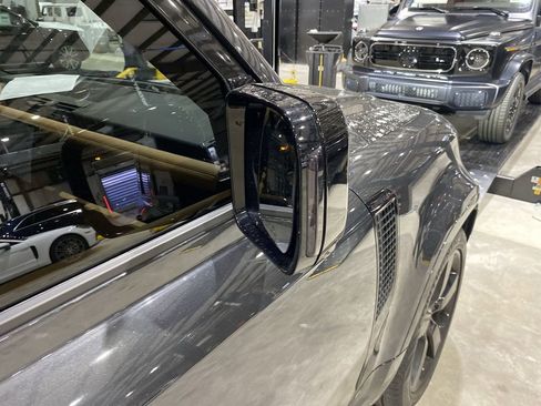 Used 2024 Land Rover Defender 110 V8 image 23