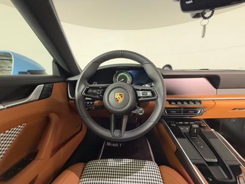 Certified 2024 Porsche 911 Carrera image 20