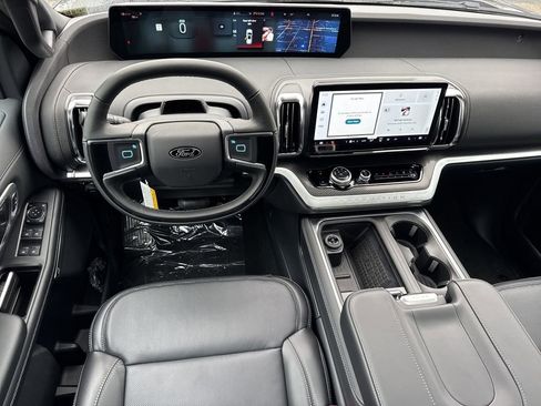 New 2025 Ford Expedition Max Platinum w/ Stealth Appearance Package image 25