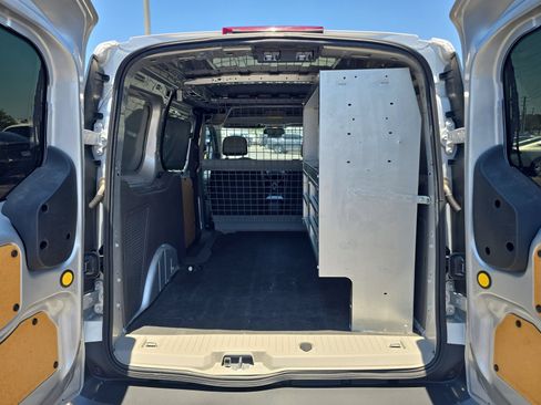 Used 2019 Ford Transit Connect XLT FWD image 9