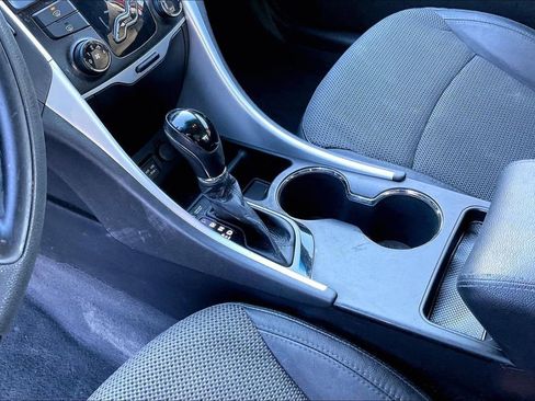 Used 2011 Hyundai Sonata SE w/ Navigation & Sunroof Pkg 4 image 20