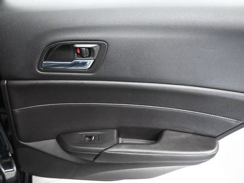 Used 2018 Acura ILX FWD image 35