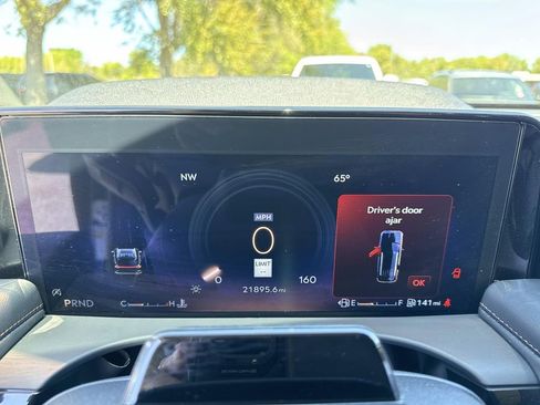 Used 2025 Lincoln Aviator Reserve w/ Equipment Group 201A image 27