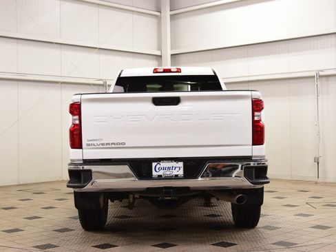 Used 2025 Chevrolet Silverado 2500 W/T w/ WT Convenience Package image 6