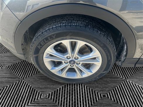 Used 2018 Ford Escape SEL image 14