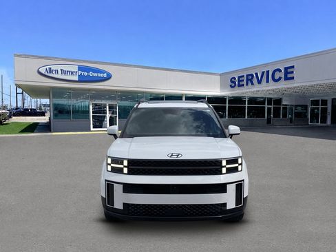 Used 2024 Hyundai Santa Fe Calligraphy FWD image 3