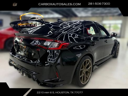 Used 2023 Honda Civic Type R image 4