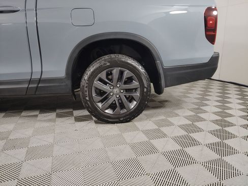 Certified 2024 Honda Ridgeline Sport image 11