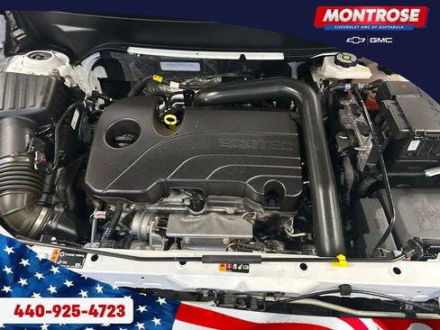 Used 2023 Chevrolet Equinox LT image 32