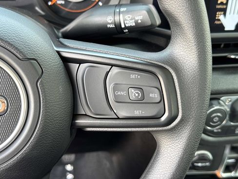 New 2026 Jeep Gladiator Sport image 9