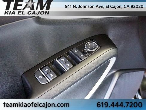 Certified 2023 Kia Soul LX w/ LX Technology Package FWD image 23