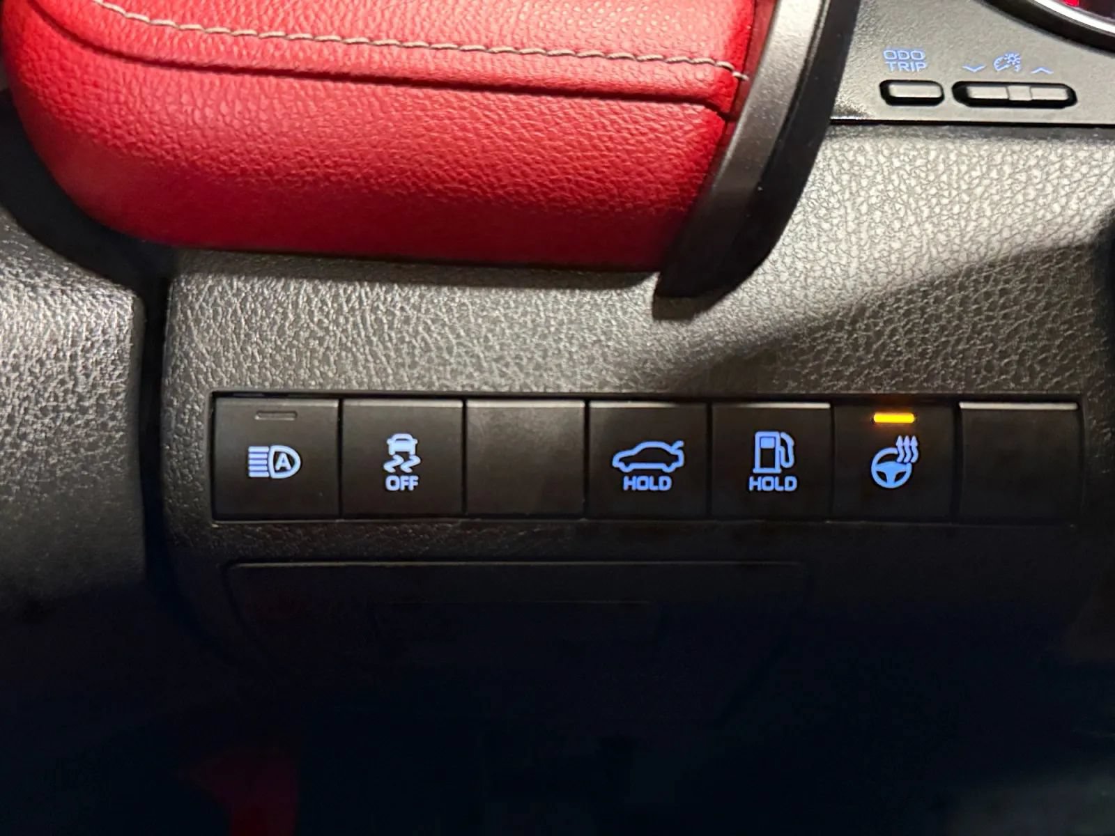 Used 2020 Toyota Camry XSE AWD/4WD image 38