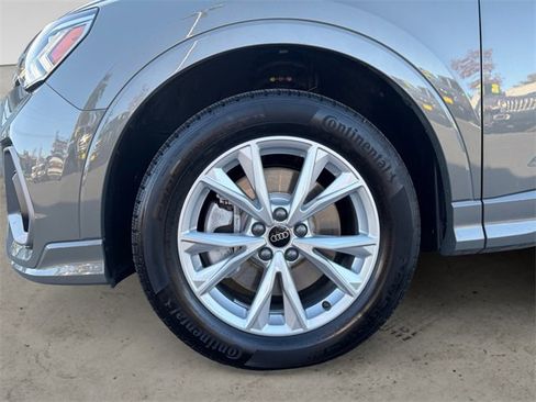 Used 2025 Audi Q3 2.0T Premium Plus w/ Premium Plus Package image 9