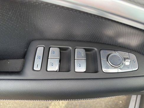 Used 2026 Genesis G70 2.5T Prestige AWD/4WD image 16