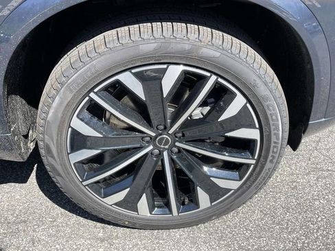 New 2026 Volvo XC90 B6 Ultra w/ Protection Package AWD/4WD image 11