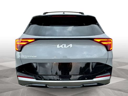 Certified 2026 Kia Sportage SX FWD image 7