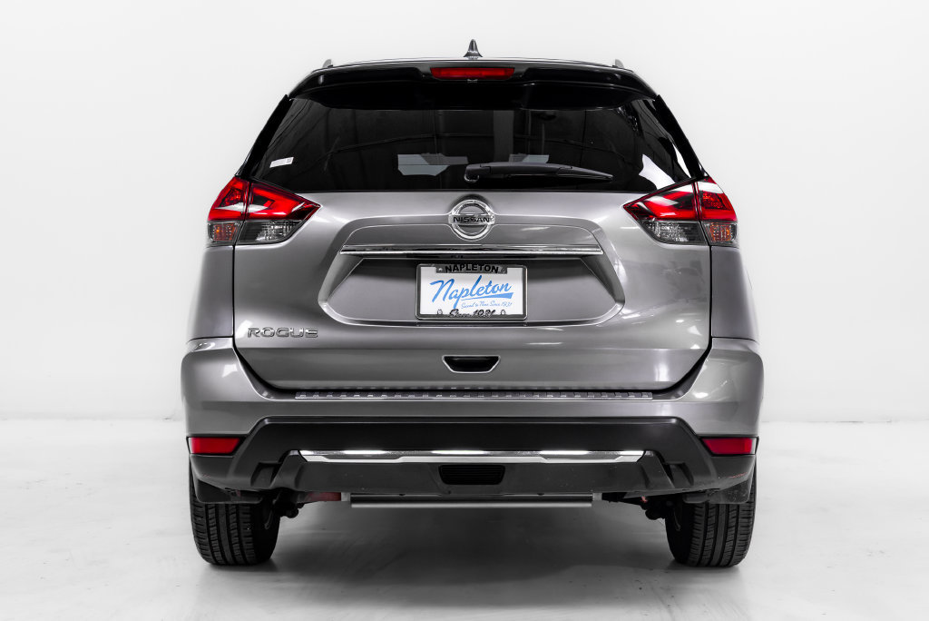 Used 2020 Nissan Rogue S w/ Special Edition Package FWD image 27