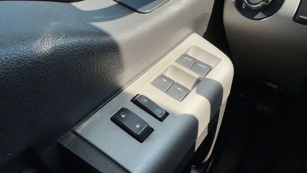 Used 2015 Ford F250 Lariat w/ FX4 Off-Road Package AWD/4WD image 13