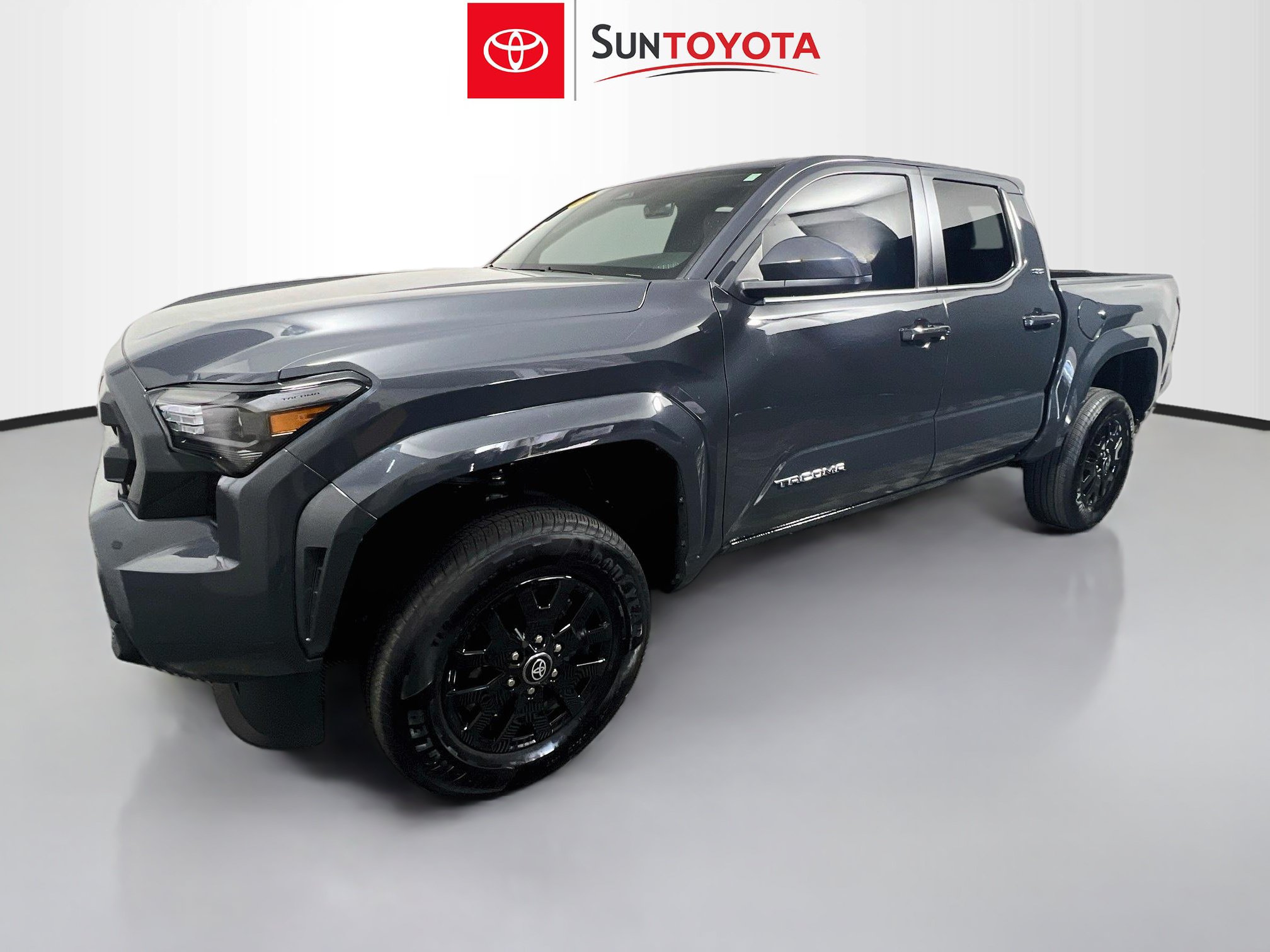 Used 2025 Toyota Tacoma SR5 RWD image 9
