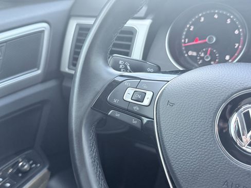 Used 2019 Volkswagen Atlas SE image 70