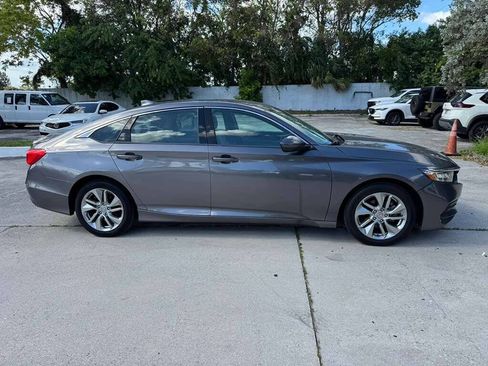 Used 2019 Honda Accord LX image 6