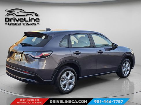 Used 2023 Honda HR-V LX image 9