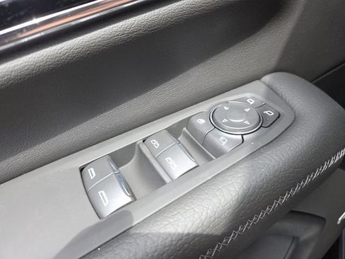 New 2026 GMC Yukon XL Denali w/ Denali Reserve Package AWD/4WD image 11