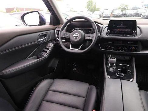 Used 2023 Nissan Rogue SV w/ SV Premium B Package AWD/4WD image 24